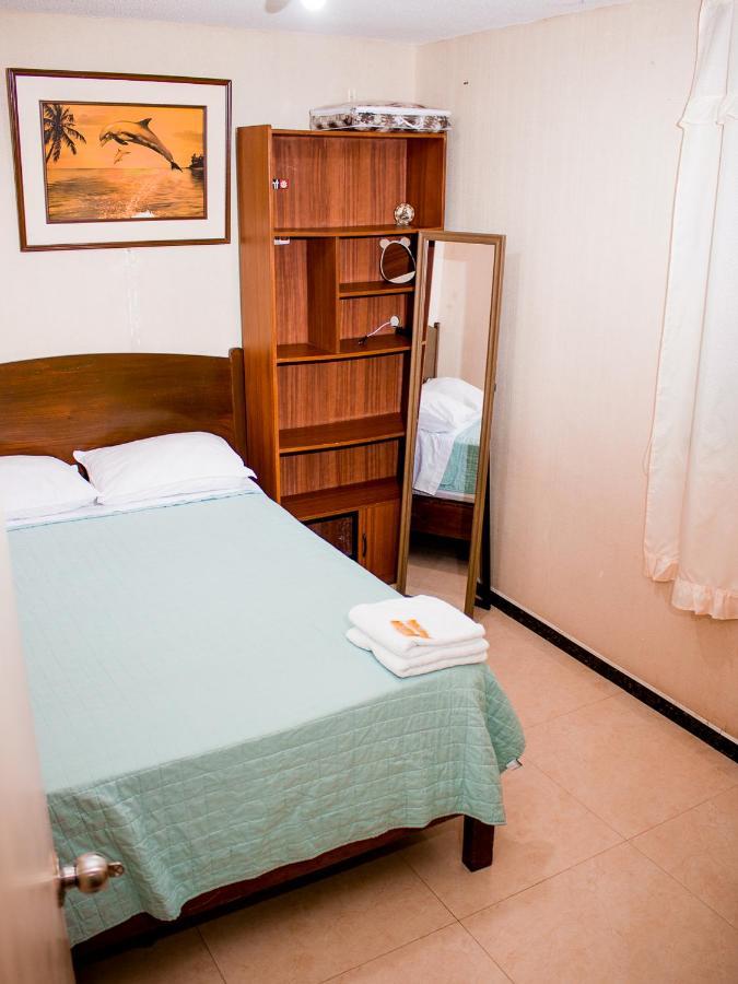 The White Lion 2 / 10 Min Airport Apartman Lima Kültér fotó